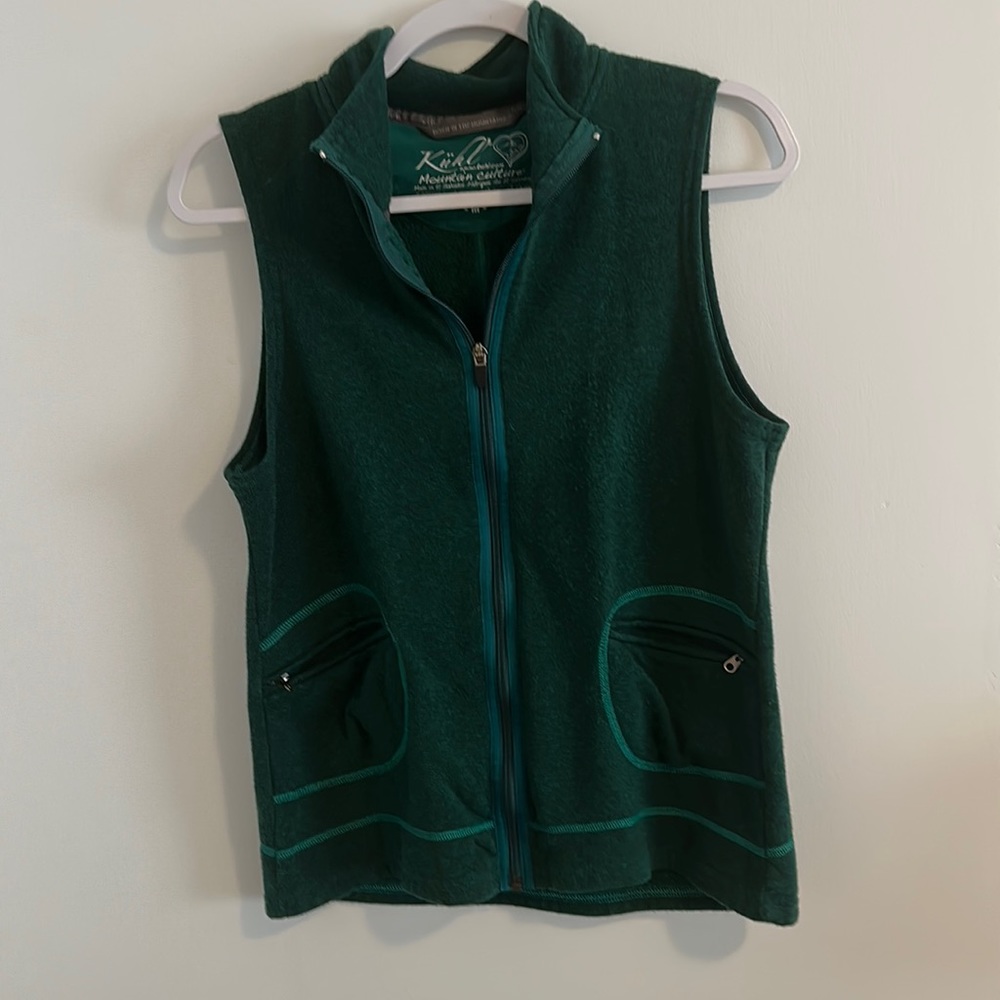 Kuhl Kashmira emerald green vest size medium